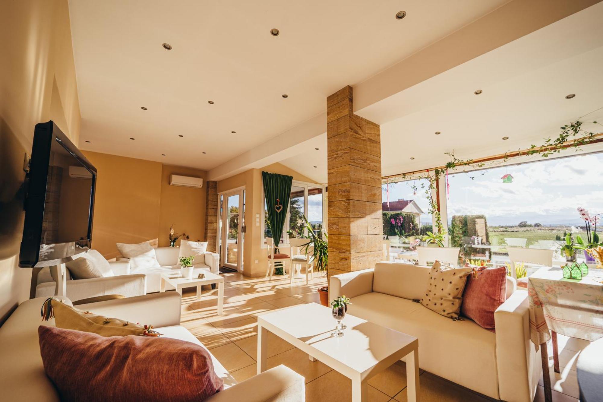 To Spiti Tis Sofias Hotel Kastoria Exterior photo